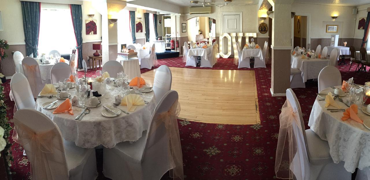 The Talbot Hotel Southport Buitenkant foto